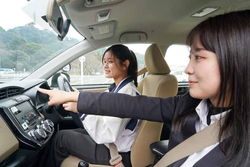 入校から免許取得までの流れ